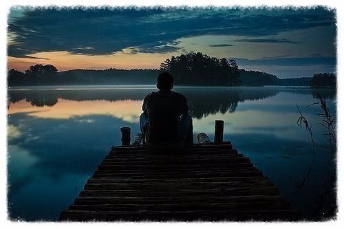 В жизни я слышал многое — клятвы, обещания, комплименты, но лучшее, что я слышал — тишина. В ней нет лжи.