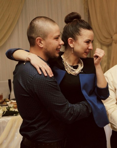 Мне нравятся люди, которые способны оставлять послевкусие. Когда вы возвращаетесь после встречи с ними, вам есть о чем подумать, вы чувствуете, что время вместе проведено не зря и внутри себя, чувствуете, что вам приятно.