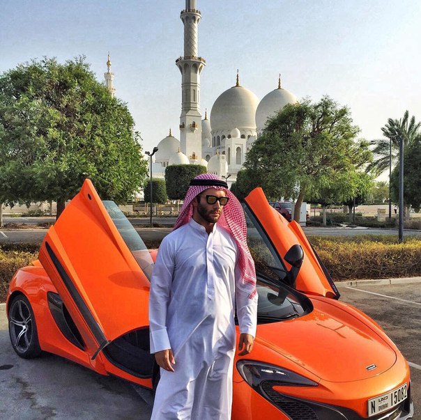 Всё идет своим чередом. Не торопись, будь спокоен: жизнь мудрее нас. Всё идёт так, как должно идти.