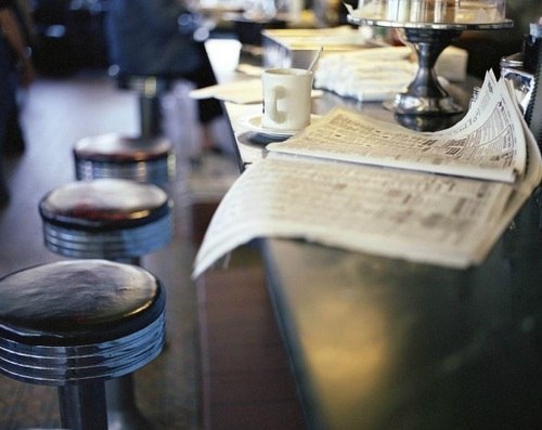 Первое: слушайся своего внутреннего голоса, как бы хорошо ни обстояли дела на бумаге. Второе: можно заработать больше, если заниматься тем, что хорошо знаешь. И третье: иногда лучшими инвестициями становится то, чего ты ещё не сделал.