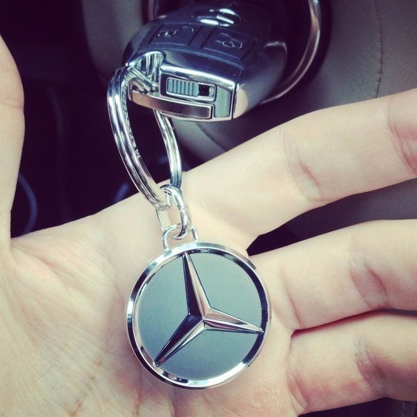 Кто не стучится – тому не открывают. Кто не пробует – у того не получается.