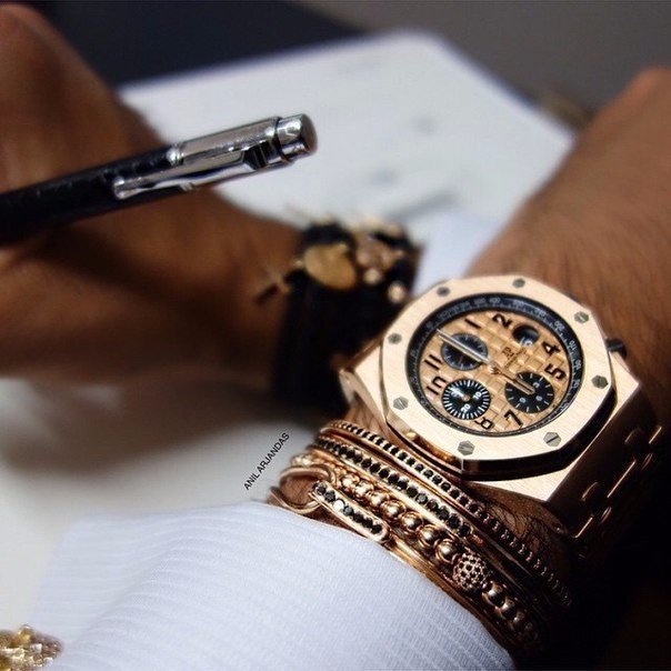 Достаток начинается в голове, а потом приходит в карманы.