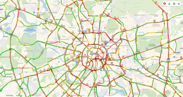 Пробки в Москве достигли десяти баллов