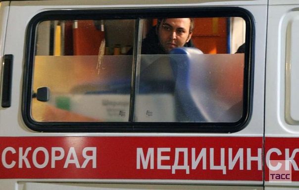При столкновении автобуса с опорой ЛЭП в Башкирии пострадали 19 человек. В их числе трое детей: