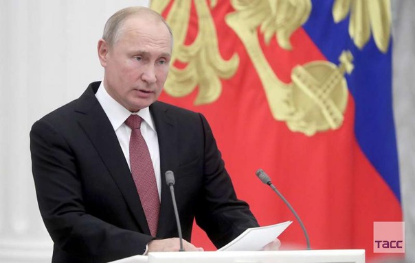Владимир Путин освободил от должностей нескольких генералов МВД, СК, ФСИН и МЧС. Кроме того, глава государства назначил начальников миграционного и антиэкстремистского подразделений МВД:
