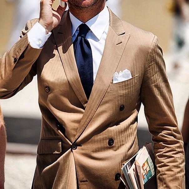 Голова дана не для того, чтобы работать, а для того, чтобы зарабатывать.