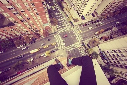 Жизнь безумно красива, когда начинаешь ее замечать...