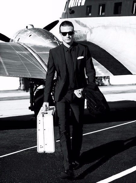 Только тот, кто верит в себя сам, может убедить в этом других.