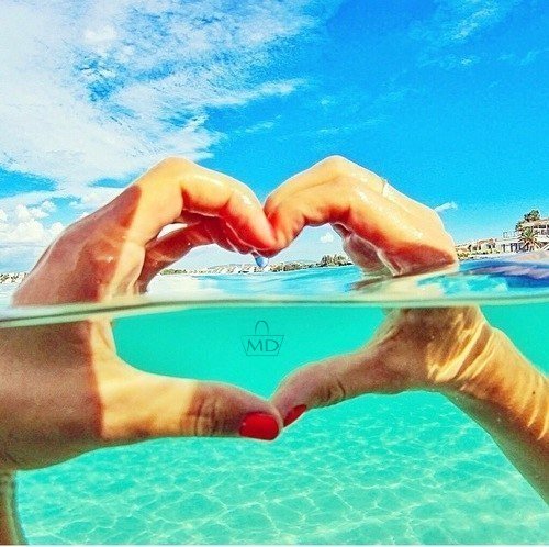 Люди страдали бы гораздо меньше, если бы не развивали в себе так усердно силу воображения, не припоминали бы без конца прошедшие неприятности, а жили бы безобидным настоящим.