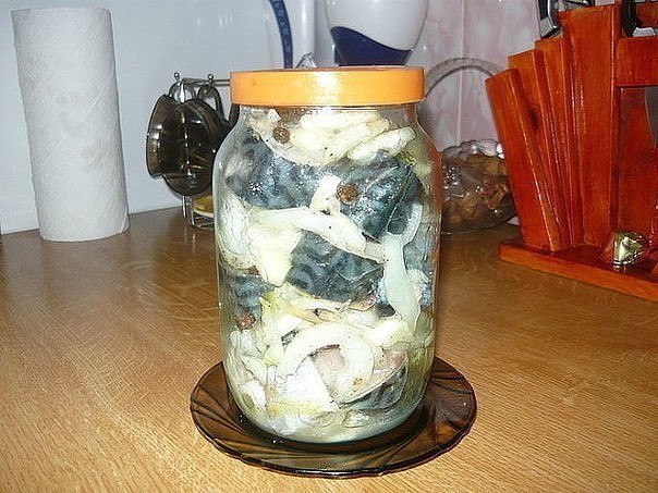 МАРИНУЕМ СКУМБРИЮ.