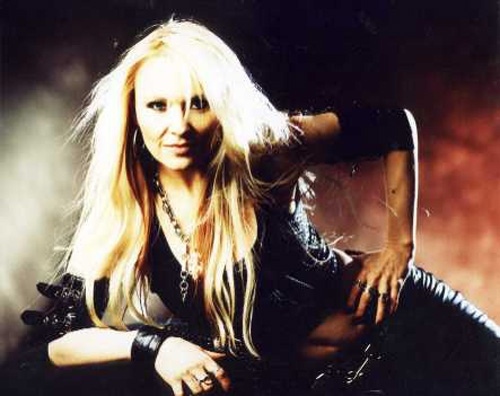 #Doro