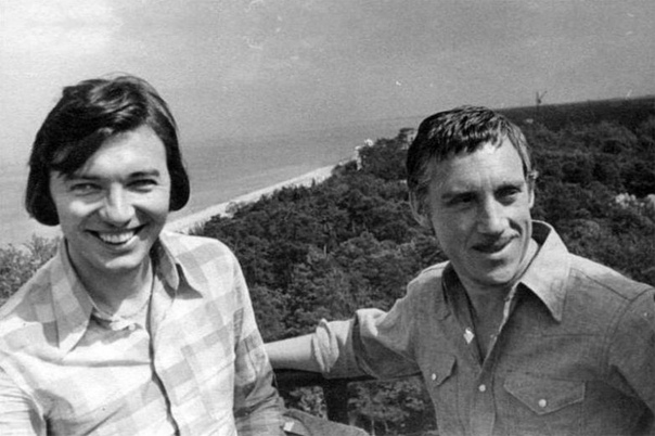 Карел Готт и Владимир Высоцкий в г. Дубулты (Латвия), 6 августа 1972 года.