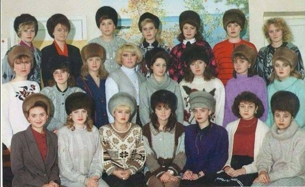 Мода 90 -х - норковая шапка