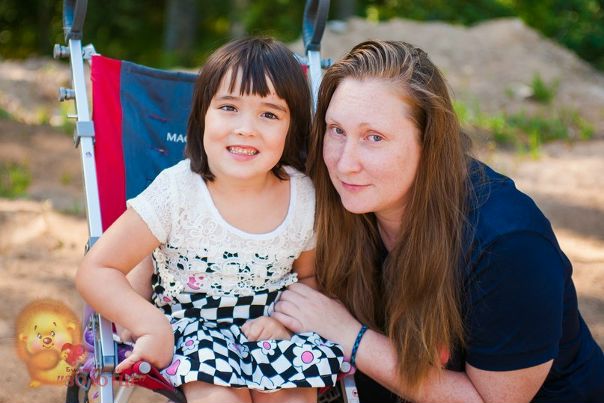 Не дайте ей остаться в инвалидной коляске! Это так страшно, когда твой ребенок инвалид!!! 