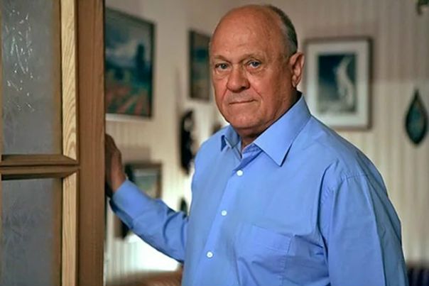 17 сентября 1939 года в Баку родился Владимир Валентинович Меньшов.