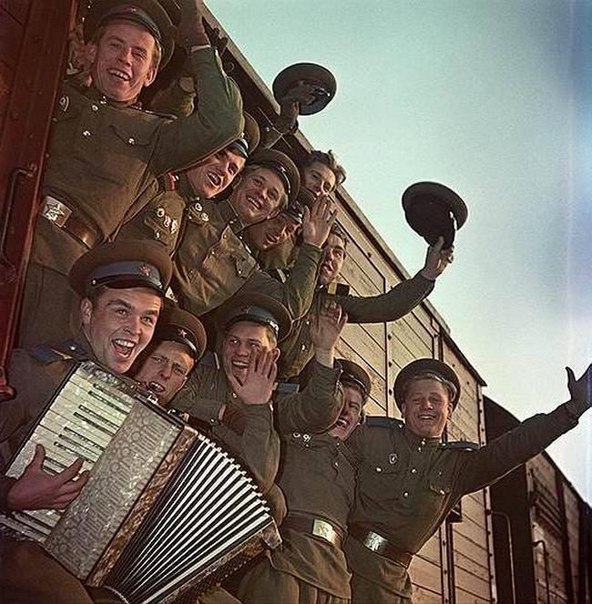 Дембель.
