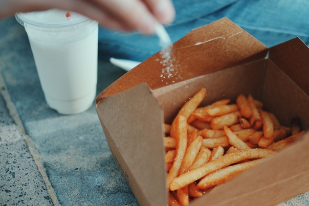 Исследование: пищевая добавка, встречающаяся во многих продуктах, подавляет иммунный ответ при борьбе с гриппом