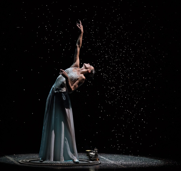  Друзья, внимание: открыта продажа билетов на осенние спектакли труппы на сцене Александринского театра: