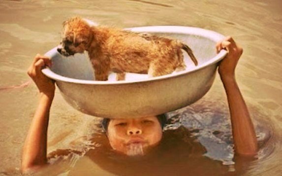 Один поступок может рассказать о человеке намного больше и правдивее,чем тысячи слов.