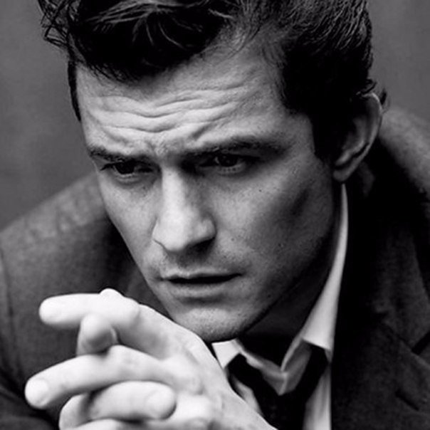 Нужно уметь уходить вовремя. Чтобы после твоего ухода вздохнули не с облегчением, а с сожалением.