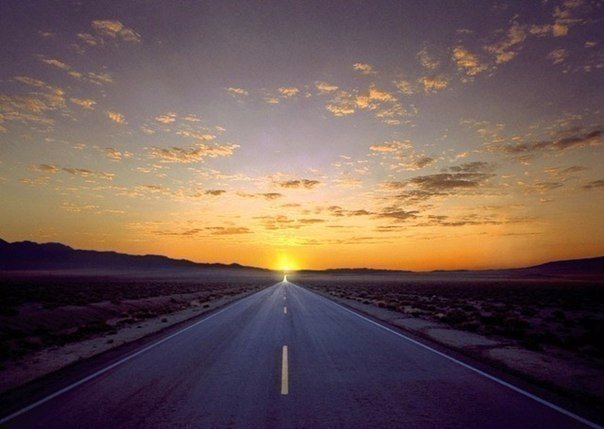 Удивляешься, как быстро проходит день. А потом понимаешь, что это был не день, а жизнь.