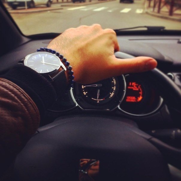 Начните делать то, что нужно. Затем делайте то, что возможно. И вы вдруг обнаружите, что делаете невозможное.