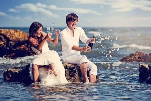 Близок не тот, до кого можно дотянуться рукой, а тот, к кому тянется душа!