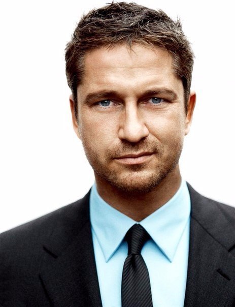 Пообещал — исполняй. Не можешь исполнить — не обещай. Нет ничего хуже сомнительной славы пустозвона.