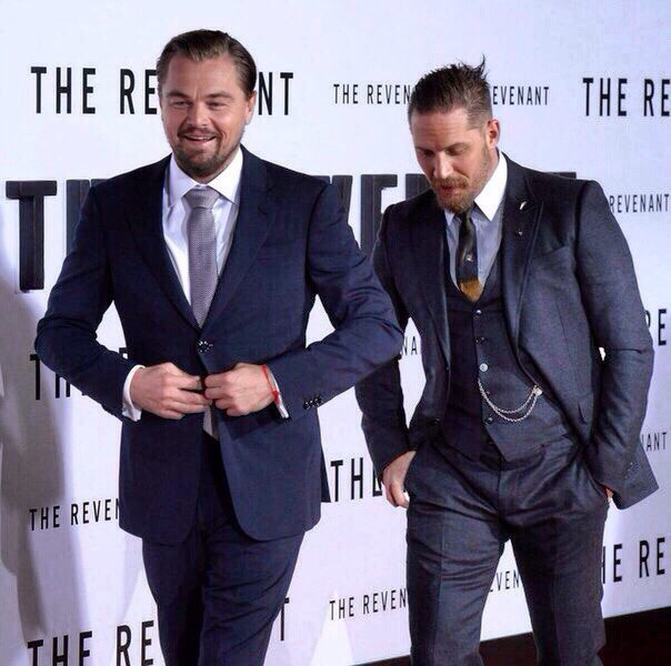 Смотри с улыбкой в прошлое, иди с серьезным взглядом в будущее.