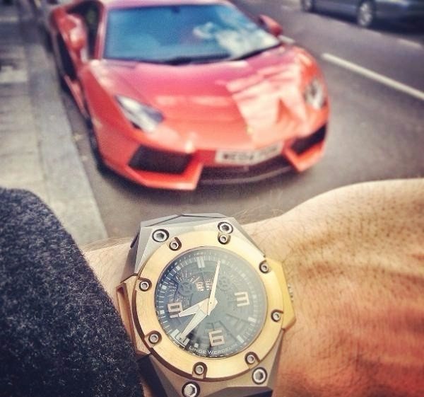 Неудачники верят в удачу, люди удачливые верят в себя.