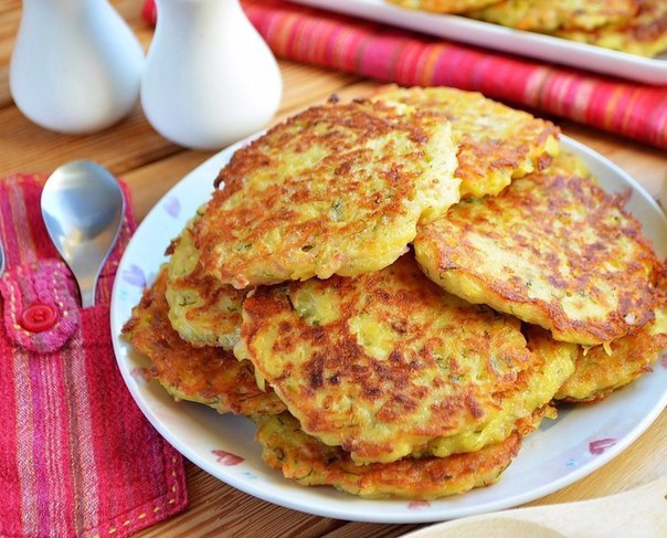 Дранички с ветчиной, сыром и зеленью