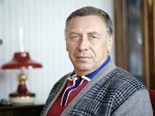 5 августа 1987 г., на 65-м году жизни, умер актёр театра и кино, Народный артист СССР Анатолий Дмитриевич Папанов. 