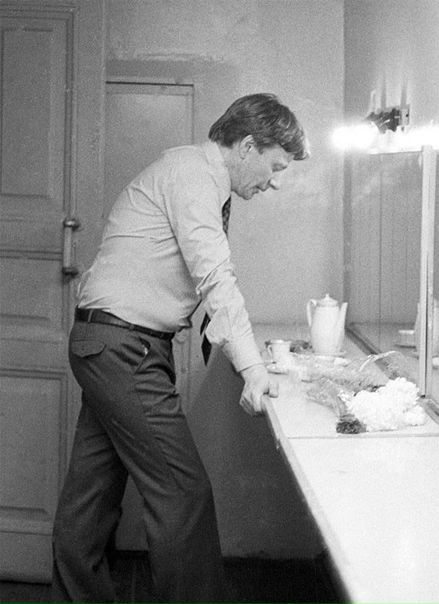16 августа 1987 года умер Андрей Александрович Миронов в Риге, где играл в спектакле «Женитьба Фигаро» находясь на гастролях. 