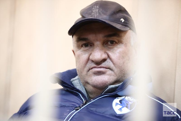 СК подтвердил предъявление обвинения Раулю Арашукову в хищении газа на 31 млрд рублей. Cоветник главы компании 