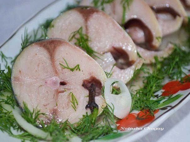 В таком маринаде скумбрия не уступает по вкусу красной рыбе 