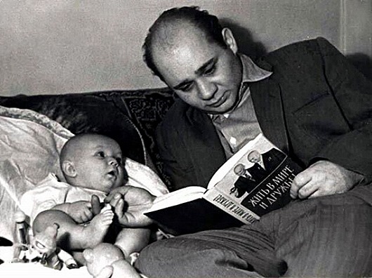 Евгений Леонов с сыном.
