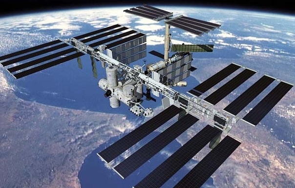 Российские ученые совместно с коллегами из Израиля и США планируют в сентябре направить на МКС клеточный материал мяса и рыбы, чтобы космонавты напечатали образцы в 3D-биопринтере