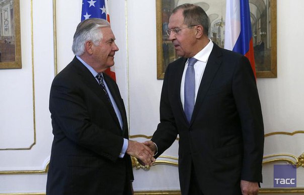 Лавров и Тиллерсон обсудили обеспечение стабильности на севере Сирии: