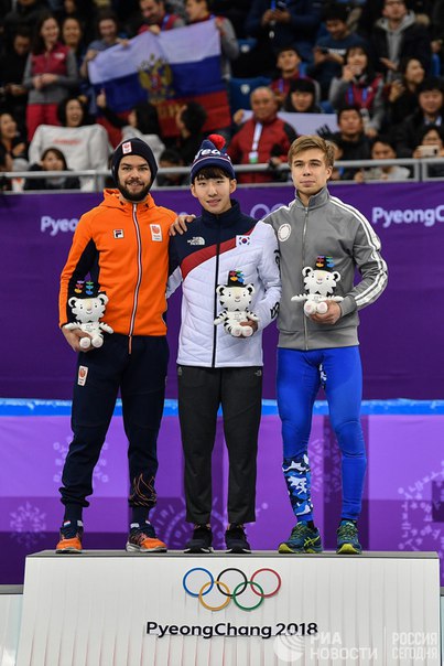 Есть первая медаль! Елистратов завоевал бронзу ОИ-2018 в забеге на 1500 м 