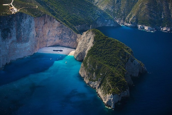 Бухта Навагио, Греция